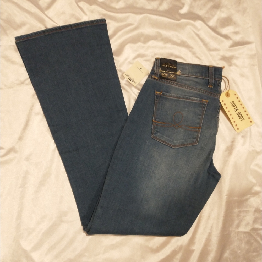 Lucky brand sofia boot cut